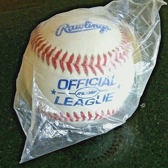 Rawlings Baseball R100NF Official League 5oz Raised Seam Cushioned Cork Center - Picture 12 of 16